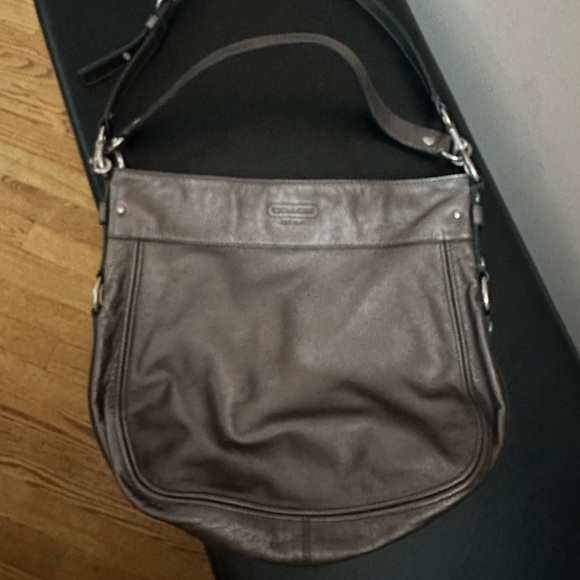 Coach Metallic gold bag - Picture 1 of 5